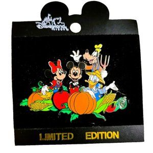 DISNEYLAND 2001 Pumpkin Patch Halloween FALL Harvest PIN MICKEY MINNIE DONALD +